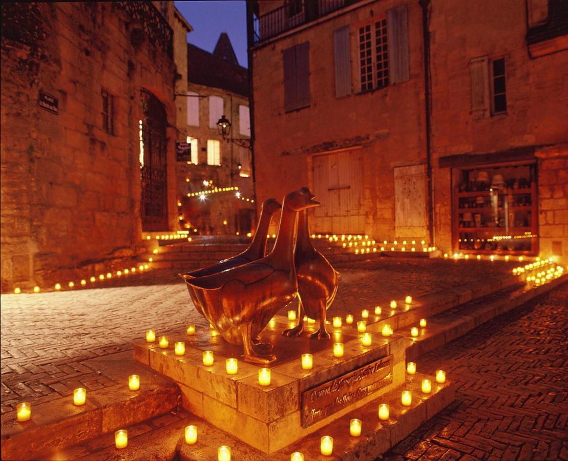 Le Logis - Lescapade-Medievale Sarlat Exterior foto
